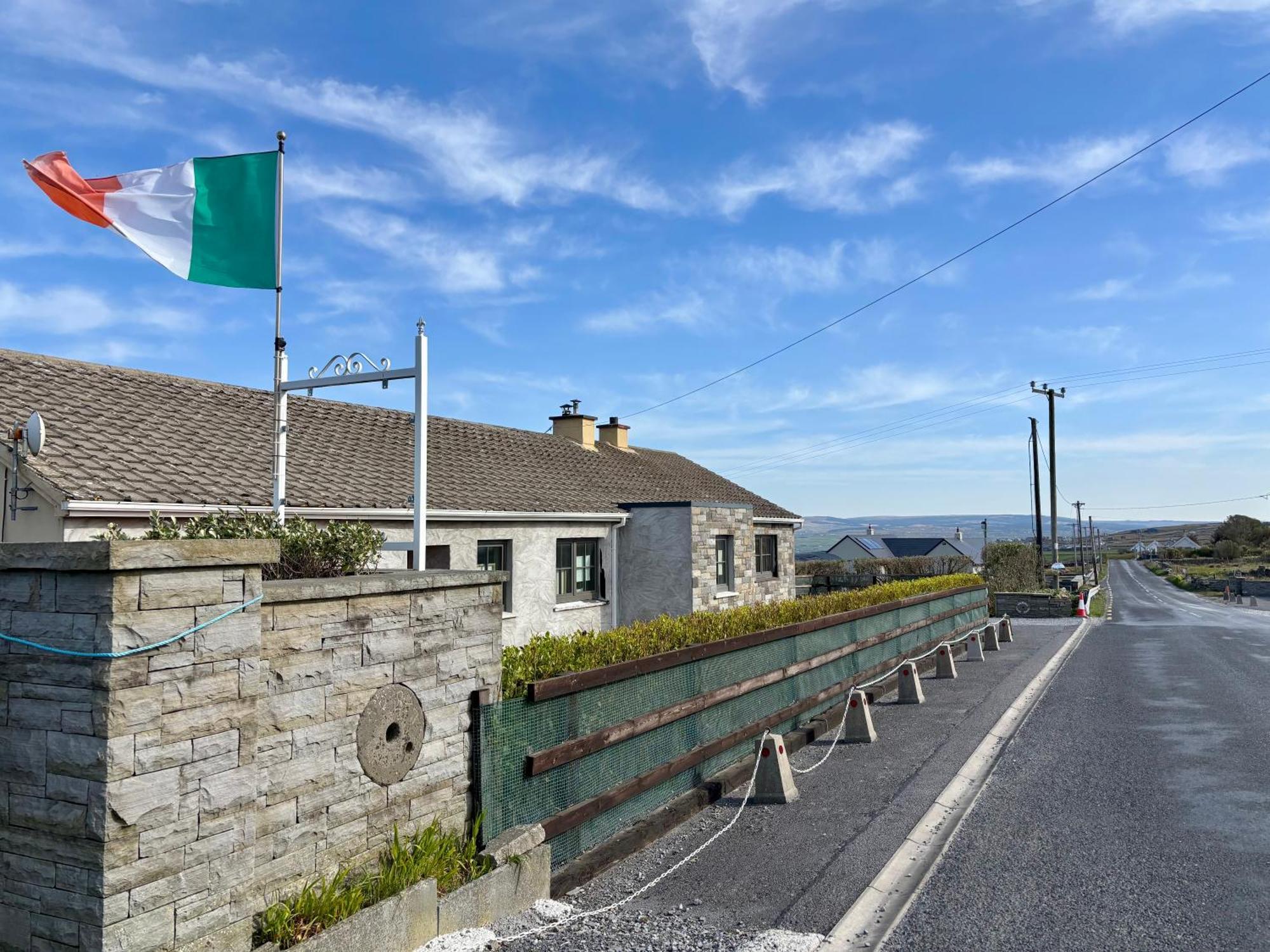 Ocean View Guestrooms Doolin Eksteriør bilde